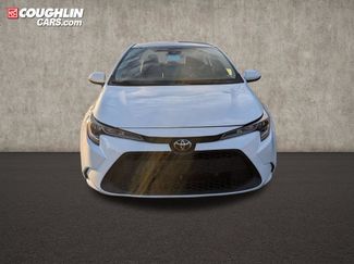 Used 2022 Toyota Corolla LE FWD video 2