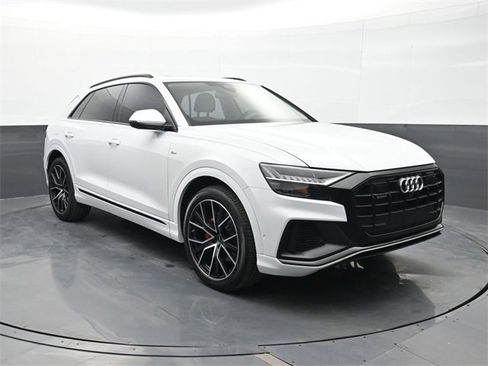 Used 2022 Audi Q8 Prestige image 25
