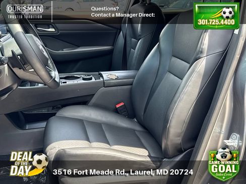 Used 2022 Nissan Rogue SV w/ SV Premium Package AWD/4WD image 6