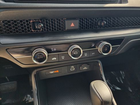 Certified 2025 Honda CR-V LX image 21