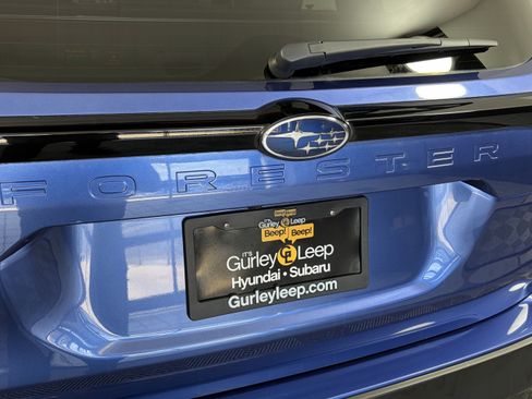 Used 2025 Subaru Forester Limited AWD/4WD image 15
