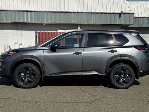 New 2026 Nissan Rogue SV FWD image 9
