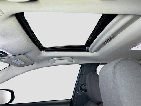 New 2026 Toyota Corolla Cross LE image 25