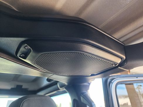 Used 2020 Jeep Wrangler Unlimited Sport image 68