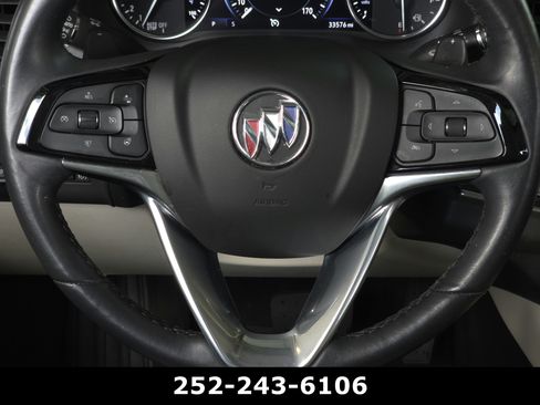 Used 2023 Buick Enclave Premium w/ Experience Buick Package FWD image 27