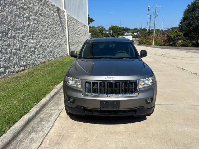 Used 2013 Jeep Grand Cherokee Laredo AWD/4WD image 13