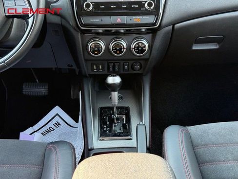 Used 2023 Mitsubishi Outlander Sport SE image 20