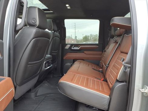 Used 2025 GMC Sierra 2500 Denali Ultimate image 20