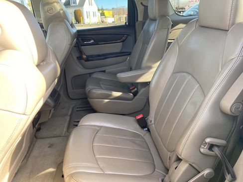 Used 2013 GMC Acadia Denali image 5