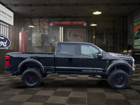 New 2026 Ford F250 Lariat w/ Black Appearance Package AWD/4WD image 7
