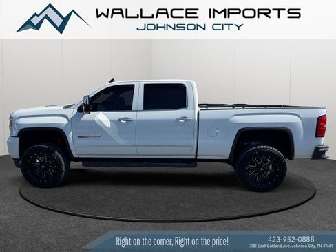 Used 2015 GMC Sierra 2500 SLT w/ Duramax Plus Package AWD/4WD image 1