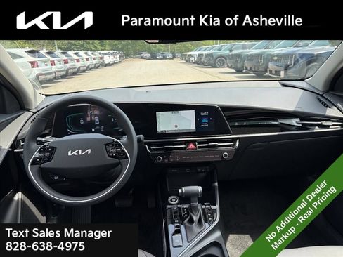 New 2026 Kia Niro EX w/ EX Premium Package FWD image 7