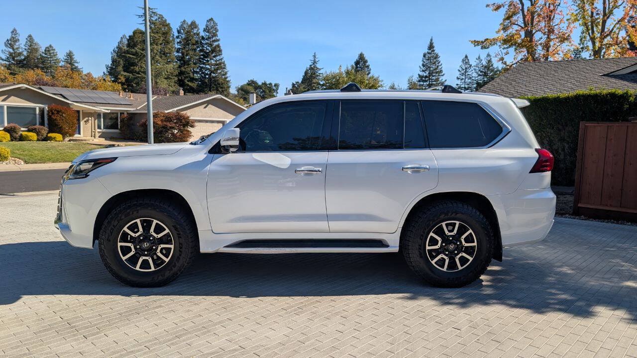 Used 2018 Lexus LX 570 4WD image 8