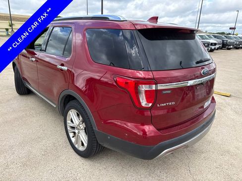Used 2017 Ford Explorer Limited w/ Equipment Group 301A AWD/4WD image 8