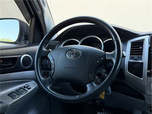 Used 2010 Toyota Tacoma PreRunner RWD image 15