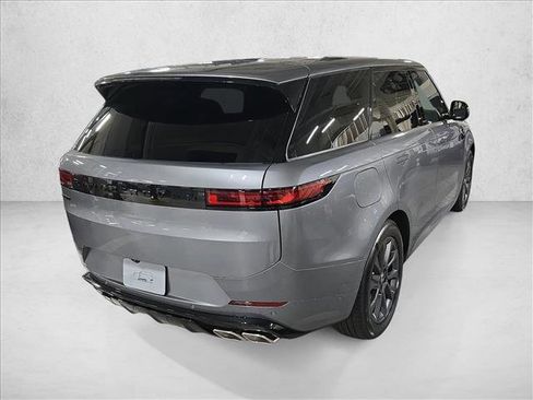 New 2025 Land Rover Range Rover Sport Dynamic SE image 5