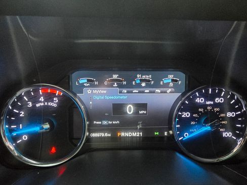 Used 2017 Ford F250 Platinum w/ Platinum Ultimate Package image 32