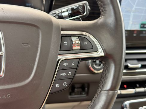 Used 2022 Lincoln Navigator Black Label AWD/4WD image 23