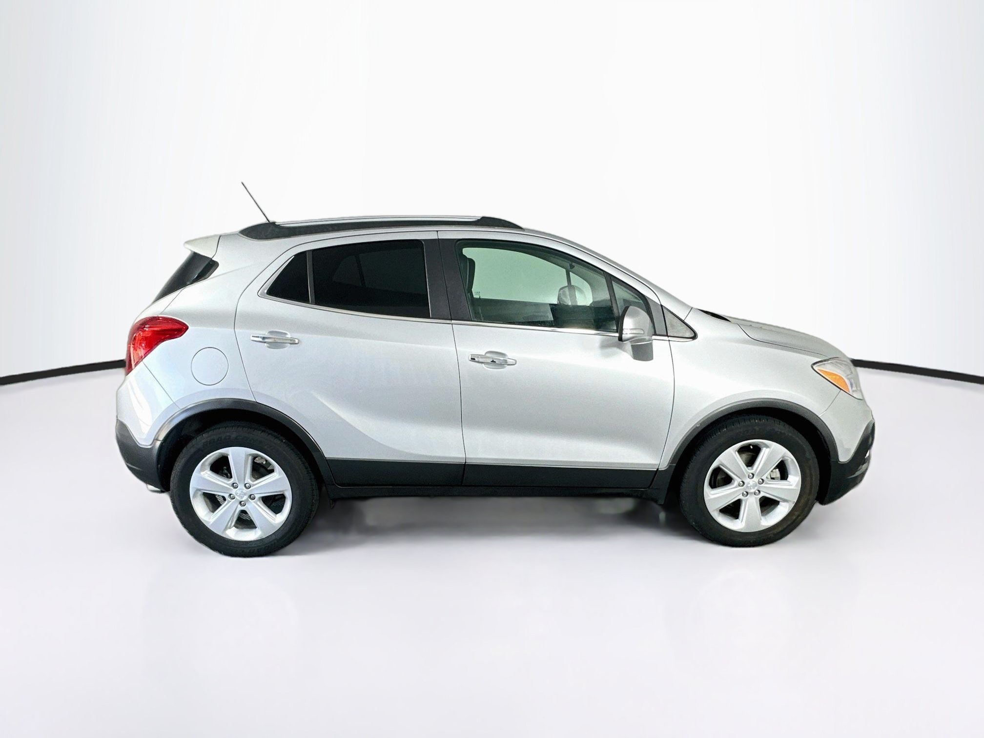 Used 2015 Buick Encore Convenience FWD image 10