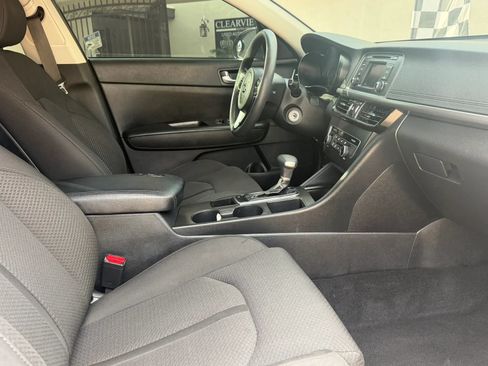 Used 2016 Kia Optima LX FWD image 6