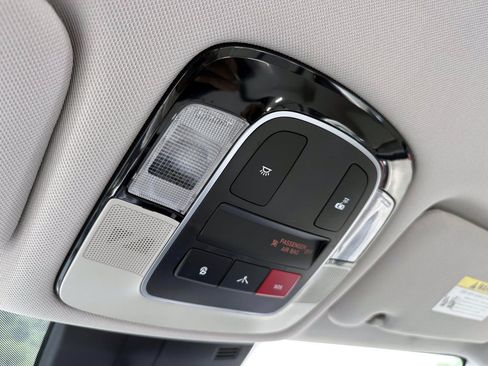 Used 2023 Hyundai Sonata SEL w/ Preferred Accessory Package FWD image 29