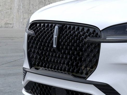 New 2026 Lincoln Aviator Reserve AWD/4WD image 17