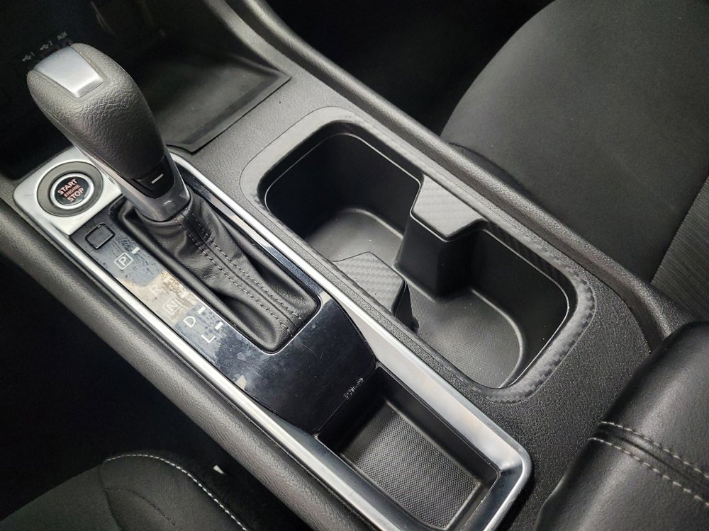 Used 2025 Nissan Sentra SV FWD image 26