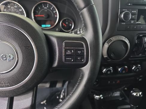 Used 2015 Jeep Wrangler Unlimited Sport w/ Quick Order Package 24S AWD/4WD image 18
