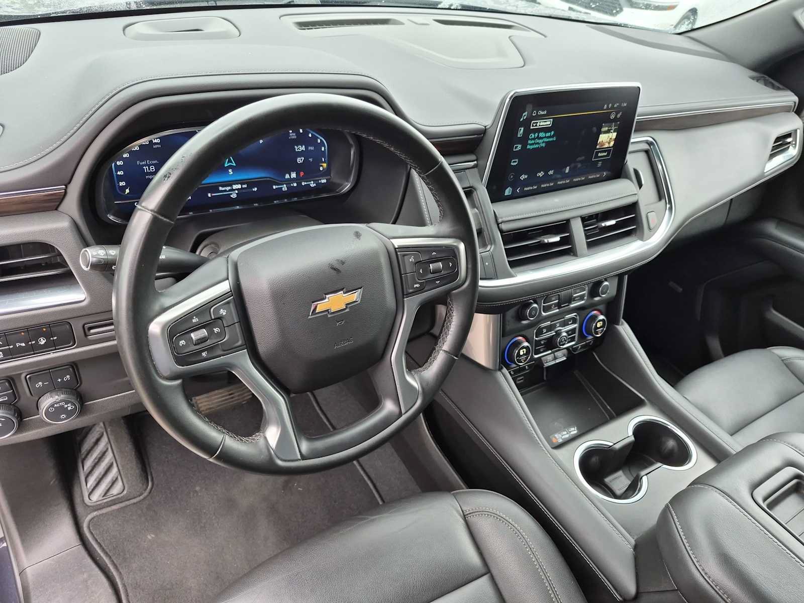 Used 2023 Chevrolet Tahoe LT AWD/4WD image 2