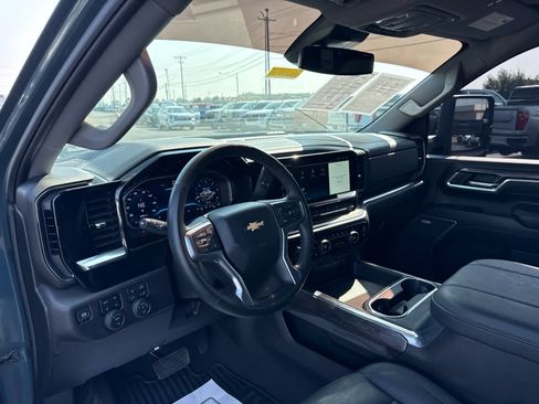 Certified 2025 Chevrolet Silverado 3500 LTZ w/ LTZ Convenience Package AWD/4WD image 13