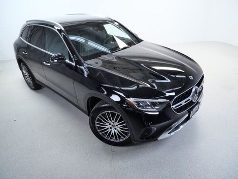 Certified 2026 Mercedes-Benz GLC 300 4MATIC image 4