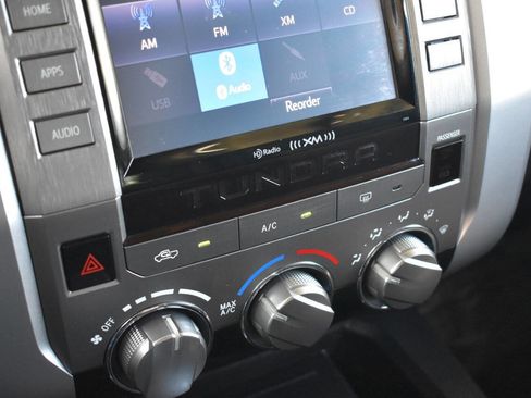 Used 2014 Toyota Tundra SR5 w/ SR5 Upgrade Package RWD image 38