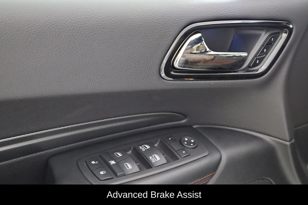 Used 2025 Dodge Durango GT AWD/4WD image 16