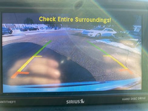 Used 2019 Dodge Grand Caravan SXT image 27