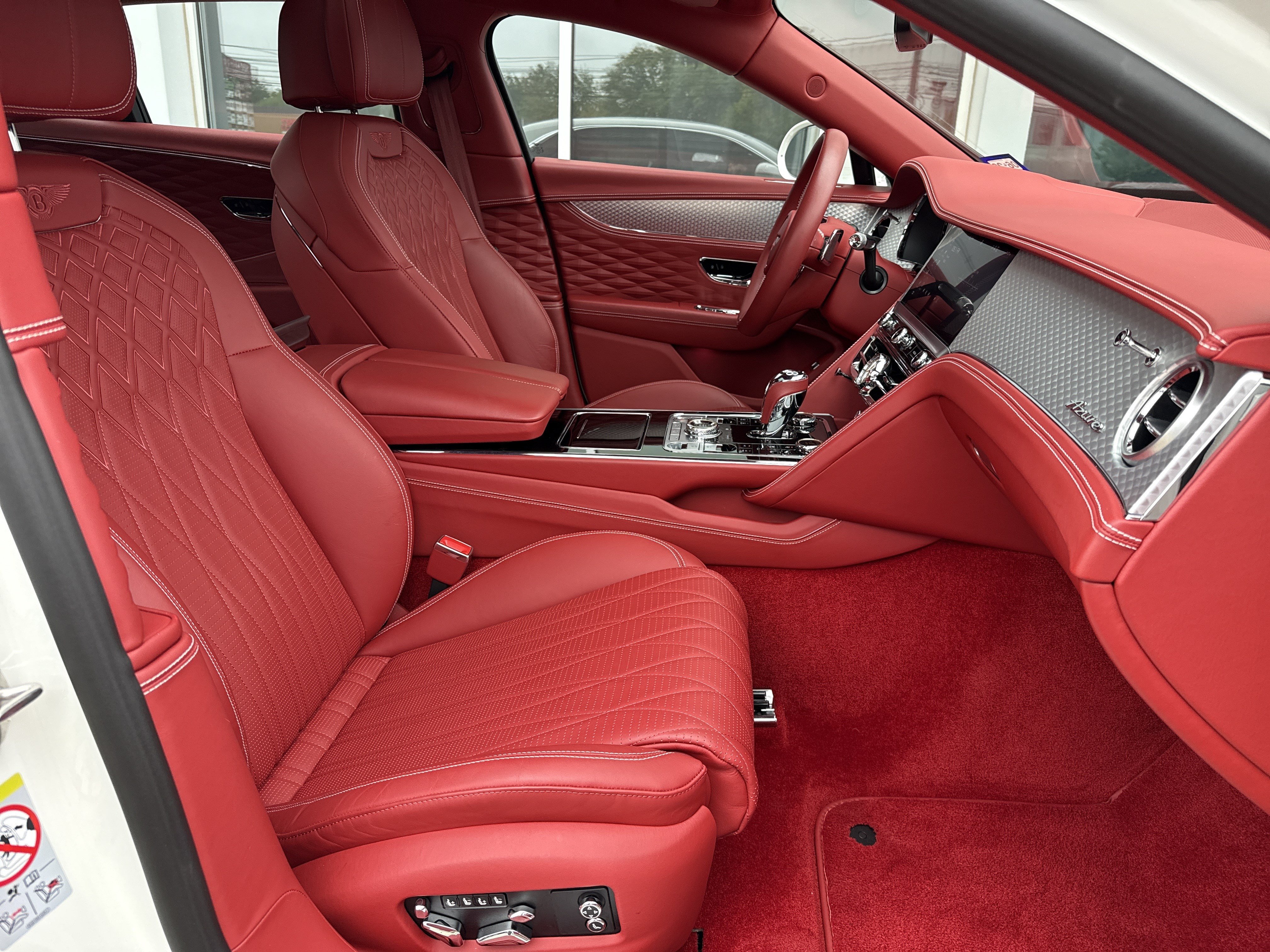 Used 2023 Bentley Flying Spur Azure AWD/4WD image 2