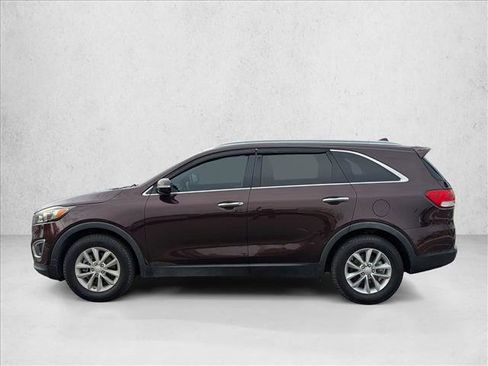 Used 2016 Kia Sorento FWD image 6