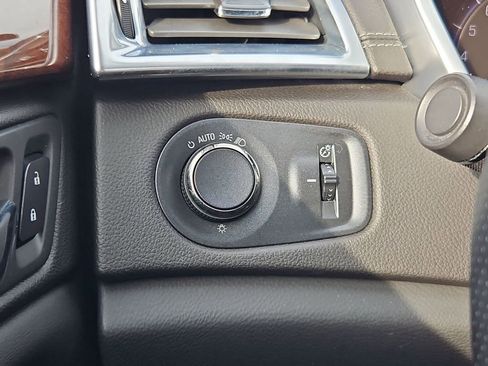 Used 2014 Cadillac SRX Luxury w/ LPO, Sports Edition Package AWD/4WD image 18