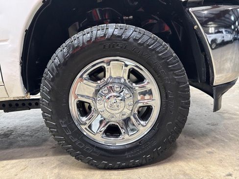 Used 2022 RAM 2500 Big Horn AWD/4WD image 38