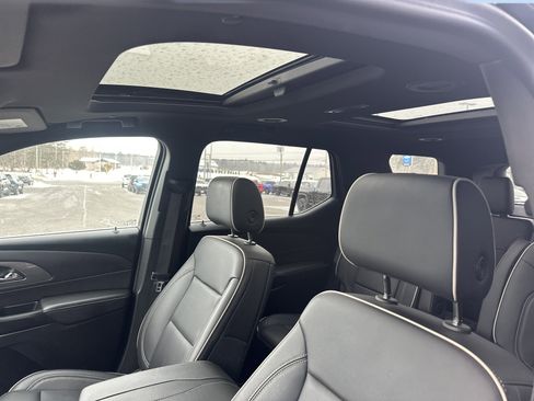 Certified 2023 Chevrolet Traverse Premier w/ Redline Edition image 6