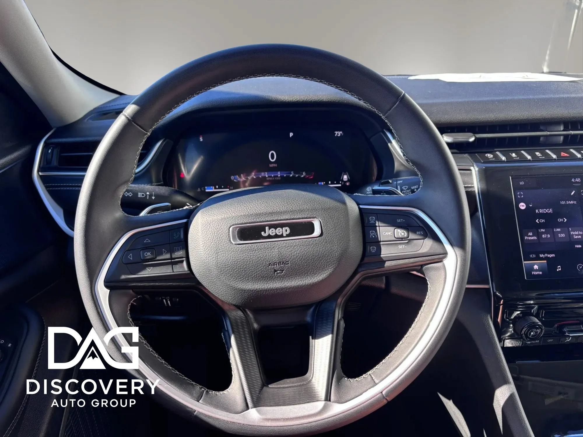 Used 2024 Jeep Grand Cherokee Laredo AWD/4WD image 12