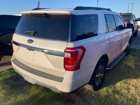 Used 2019 Ford Expedition XLT w/ Equipment Group 202A RWD image 9
