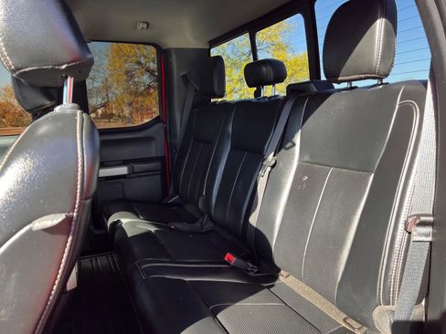 Used 2021 Ford F350 Lariat w/ Chrome Package image 31