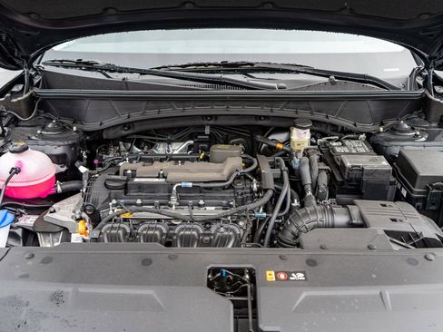 New 2026 Hyundai Tucson SE image 18