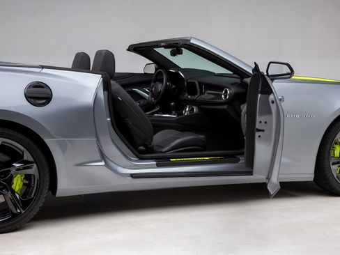 Used 2023 Chevrolet Camaro SS image 23