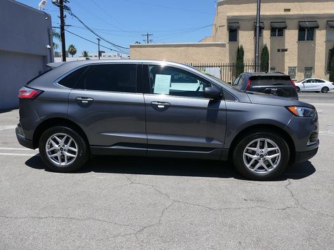 Used 2023 Ford Edge SEL w/ Convenience Package AWD/4WD image 2