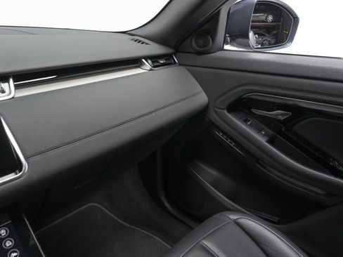 Used 2020 Land Rover Range Rover Evoque SE image 41