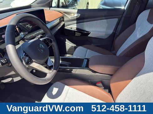 Used 2023 Volkswagen ID.4 Pro RWD image 9