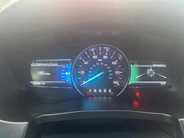 Used 2018 Ford Explorer XLT w/ Equipment Group 202A AWD/4WD image 8