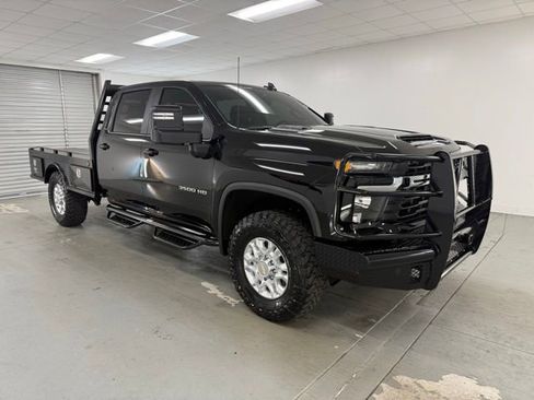 New 2026 Chevrolet Silverado 3500 LT w/ Convenience Package image 3