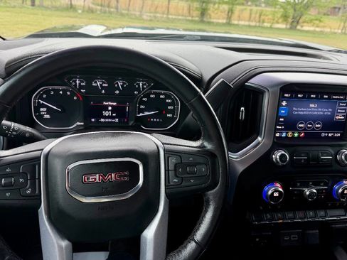 Used 2021 GMC Sierra 1500 SLT image 18